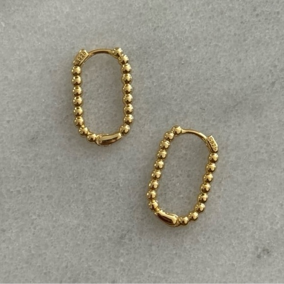 COPY - Gold Beaded Oval Hoop Earrings 

Brand New - Picture 1 of 3